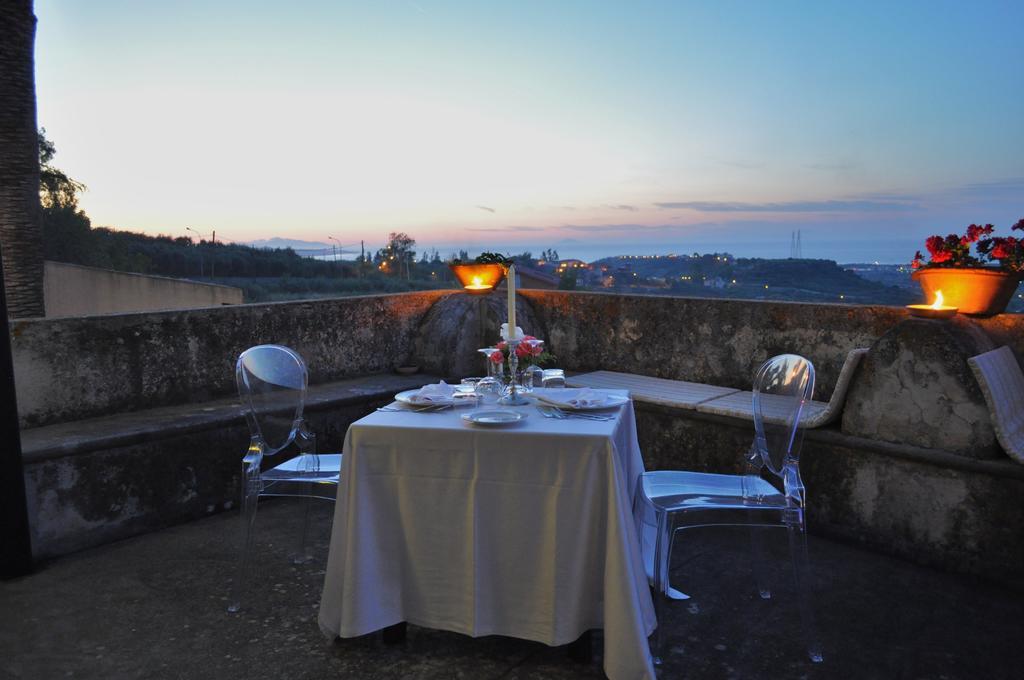 Villa Martius San Pier Niceto Eksteriør bilde