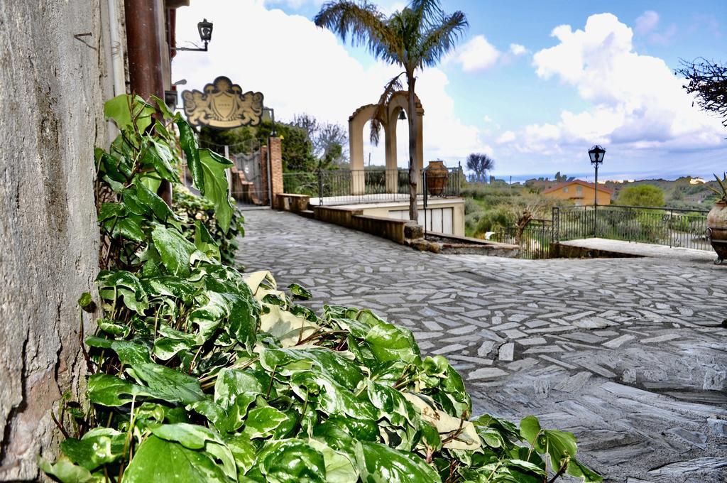 Villa Martius San Pier Niceto Eksteriør bilde