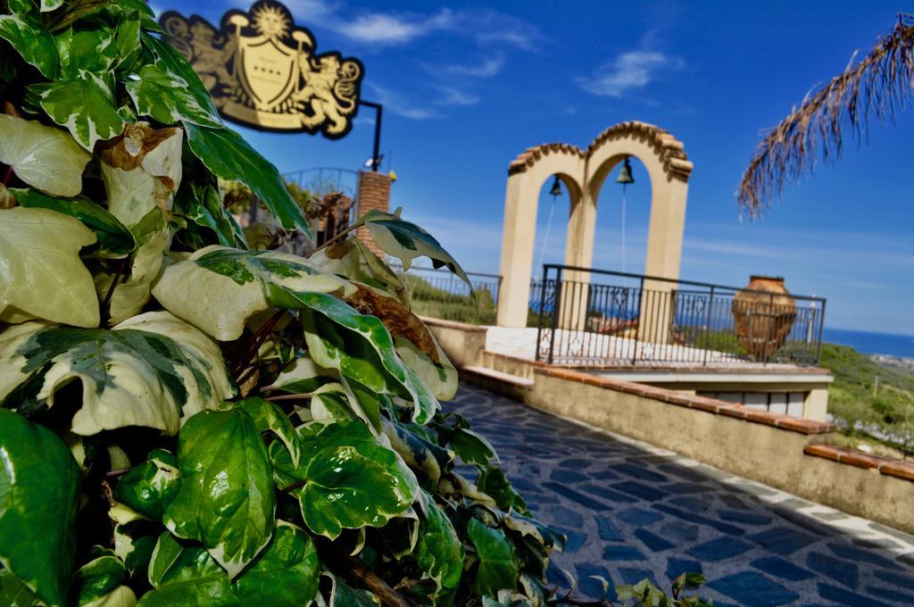 Villa Martius San Pier Niceto Eksteriør bilde